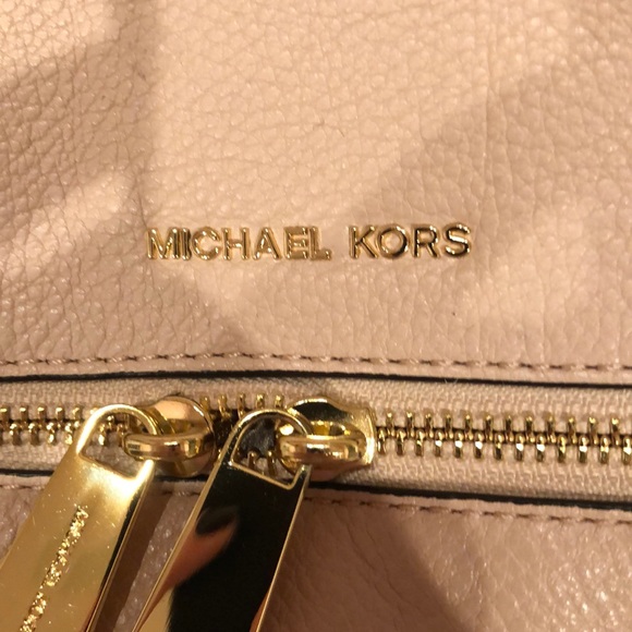 Michael Kors backpack - Picture 2 of 7
